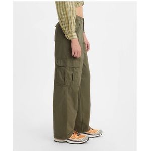 Levi's Mid-Rise 94's Baggy Cargo Twill Pants
Black  NWT